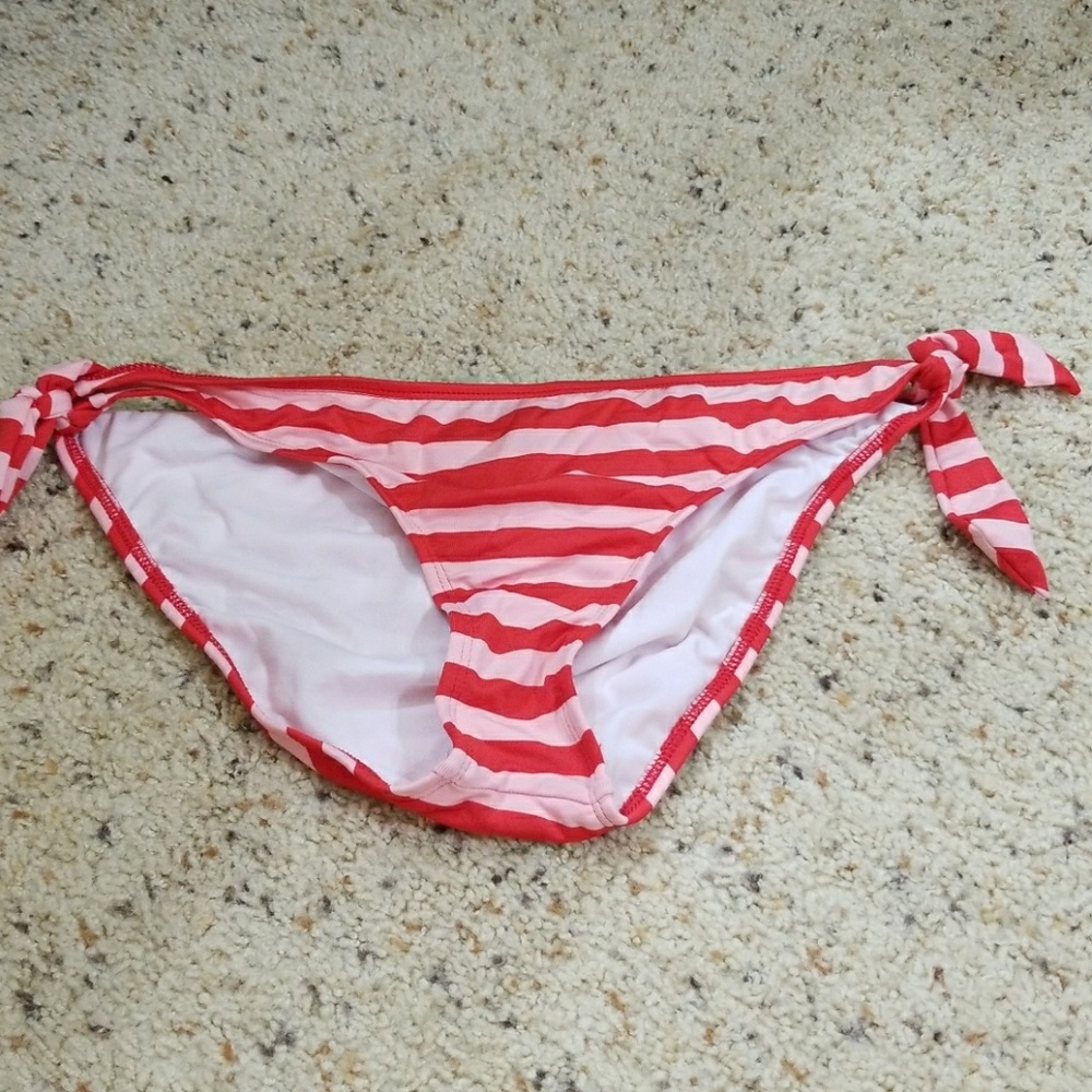NWT Swimsuit bottom